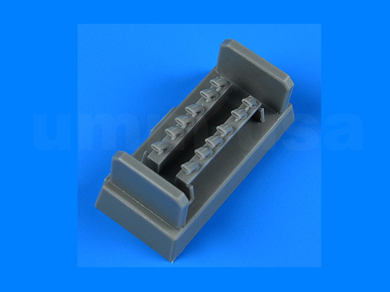 QB72680 Fw 190D-9 exhaust 1/72